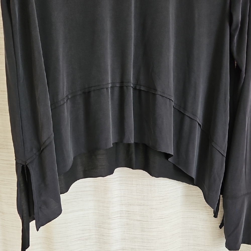 Ododos Long Sleeve Women's Top Size L - Picture 4 of 5